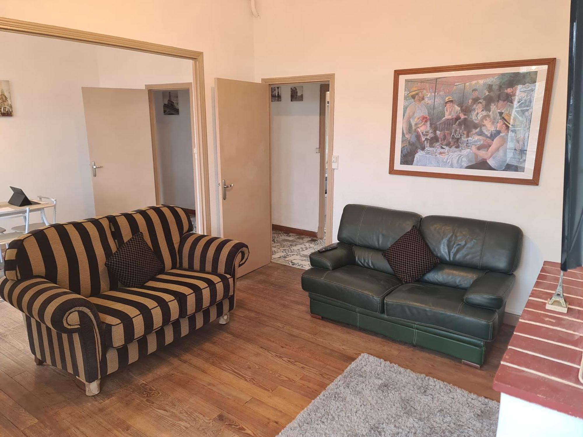 קרקסון Spacious Luxury 2 Bed Appartment מראה חיצוני תמונה